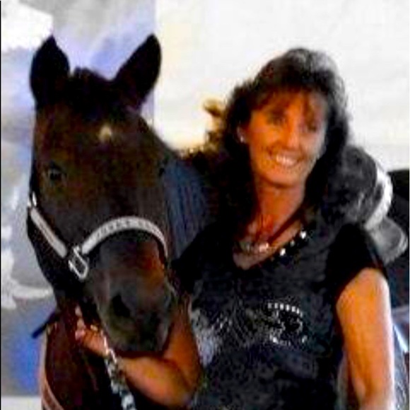 Meet your Posher, Bobbie - Picture 1 of 1